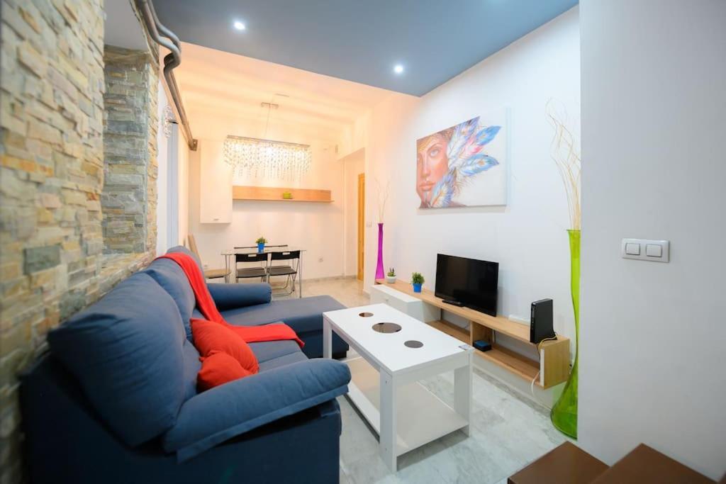 Appartamento Encantador Apartamento Temporal Centrico Con Patio Privado Mpe51 Madrid Esterno foto