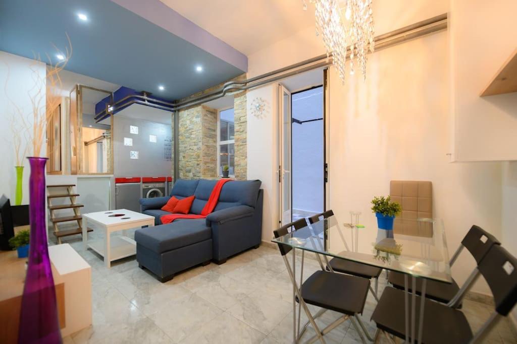 Appartamento Encantador Apartamento Temporal Centrico Con Patio Privado Mpe51 Madrid Esterno foto